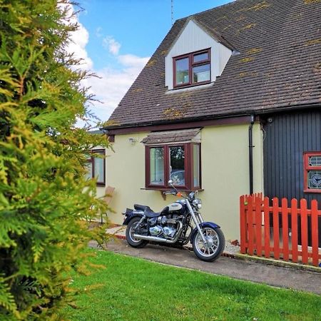 Chalet Cottages Streatley  Exteriör bild