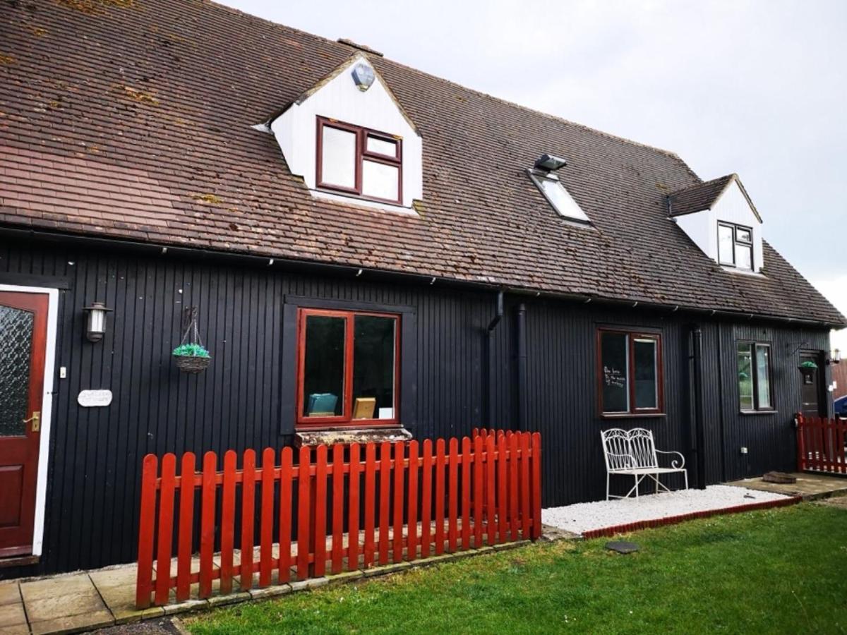 Chalet Cottages Streatley  Exteriör bild
